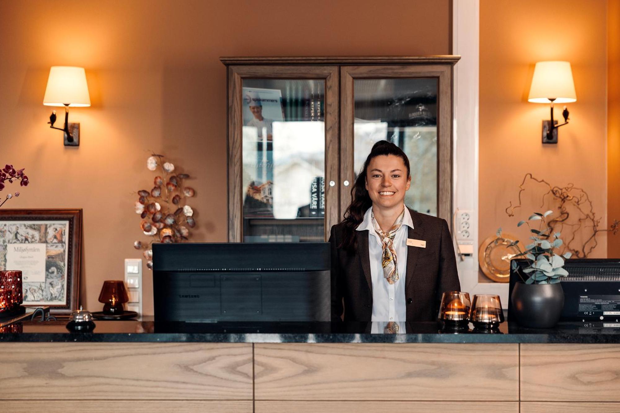 Gloppen Hotell - By Classic Norway Hotels ساندين المظهر الخارجي الصورة