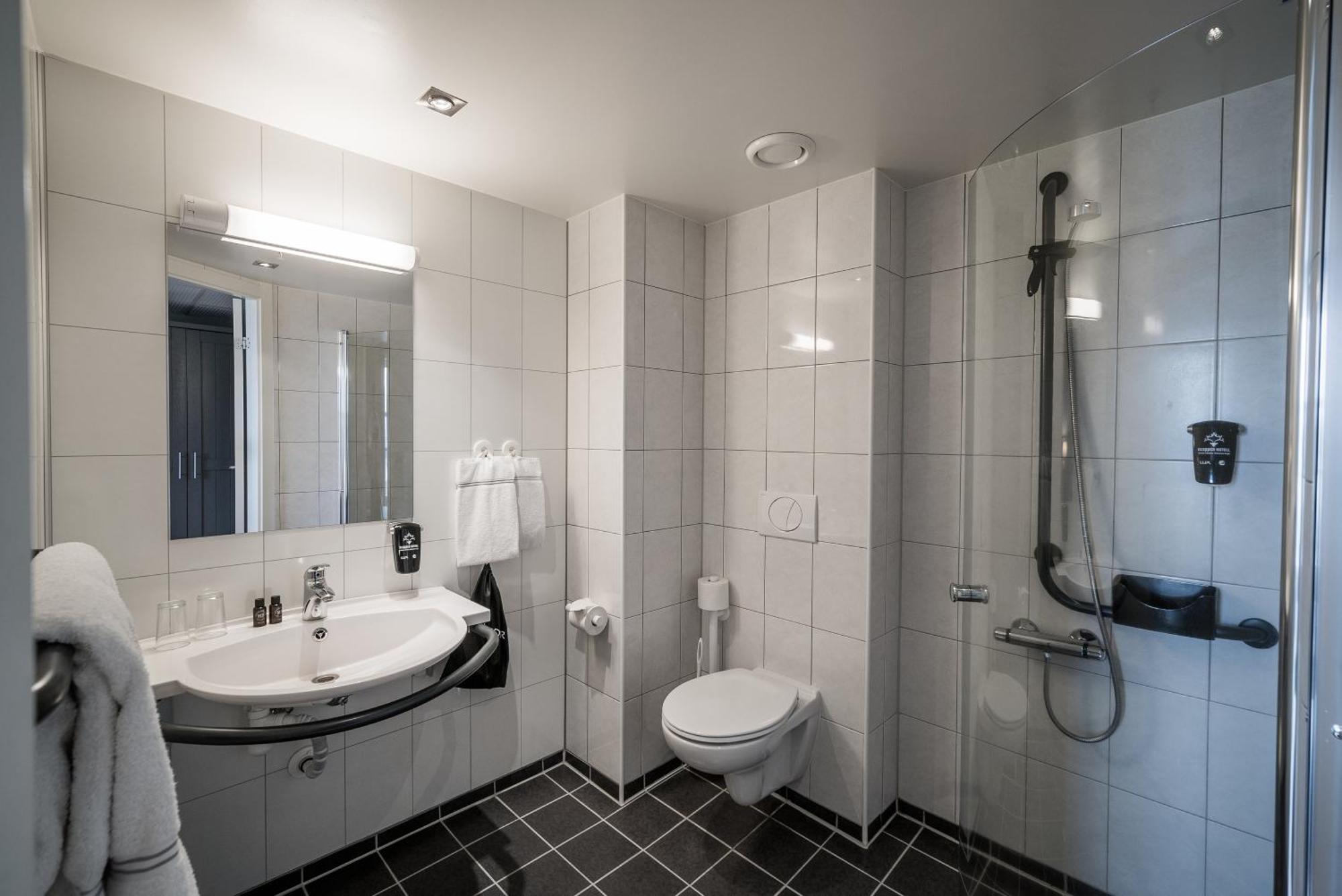 Gloppen Hotell - By Classic Norway Hotels ساندين الغرفة الصورة